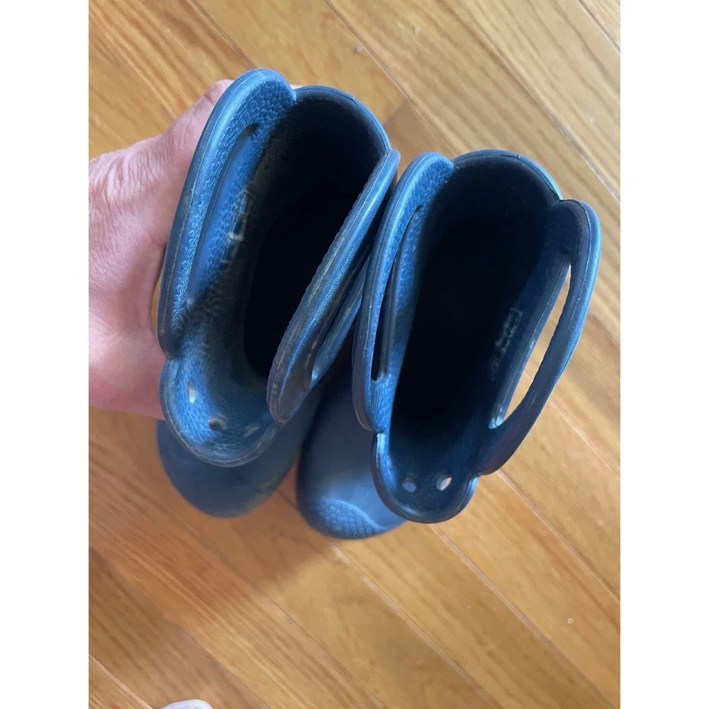 Crocs Handle It Rain Boots Navy Blue Kids Waterproof Pull On J1